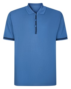 Bigdude Poloshirt mit kontrastfarbener Streifenleiste und abgerundeten Bündchen, Farbe: Dusty Blue